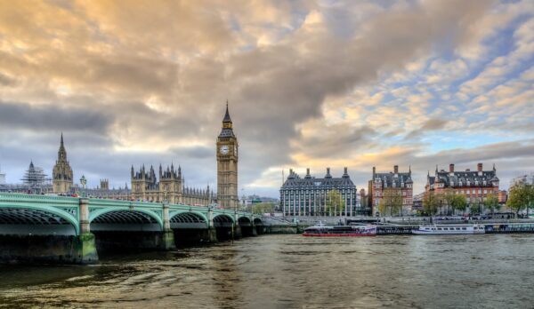 UK-Ancestry-Visa_-hero